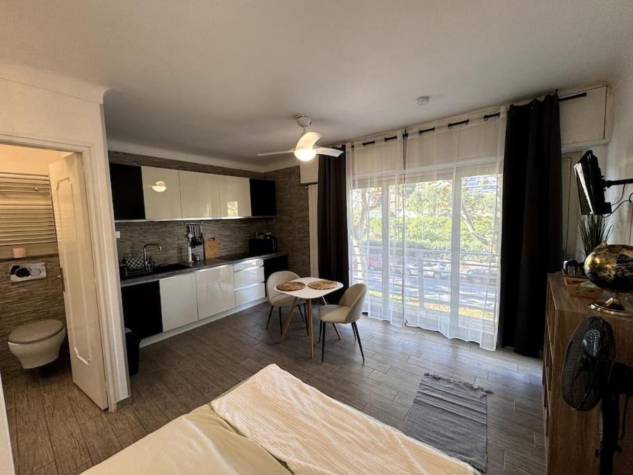 Cosy - Bord De Apartment