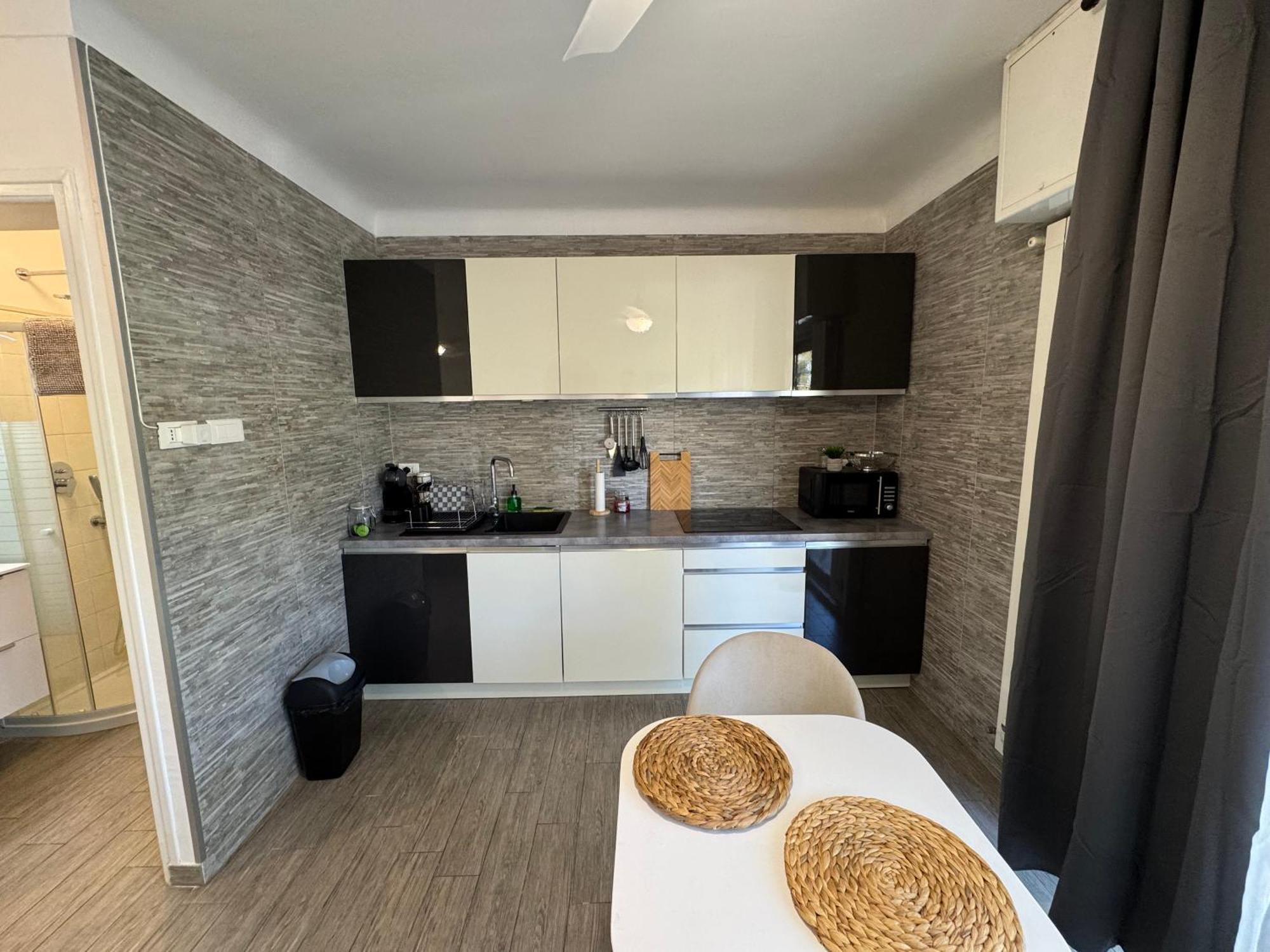 Apartment Cosy - Bord De Menton